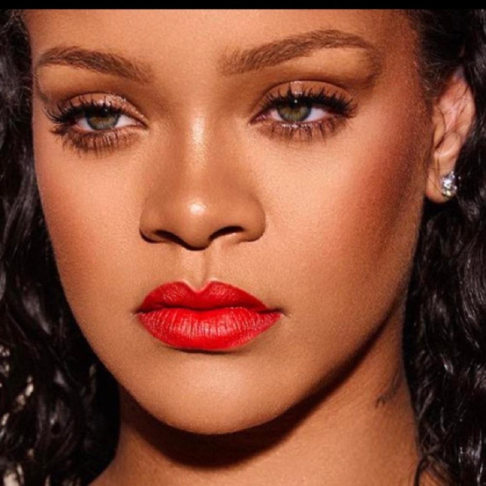 Meet your Posher, Raphaella